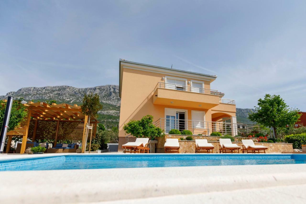 Luxury Villa Castrum Каштела Экстерьер фото